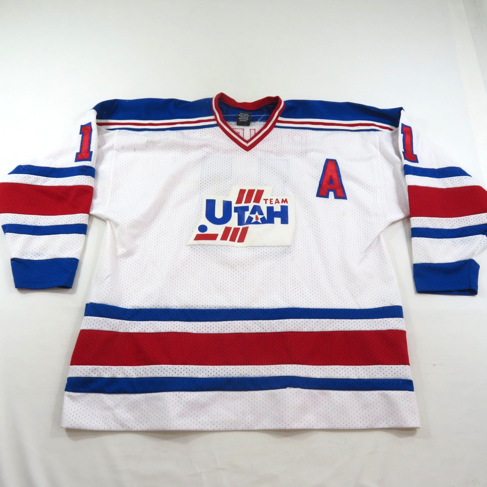 Utah Teams Stars Athletic II Gold Series Hockey Jersey Priest # 11 Sz XL